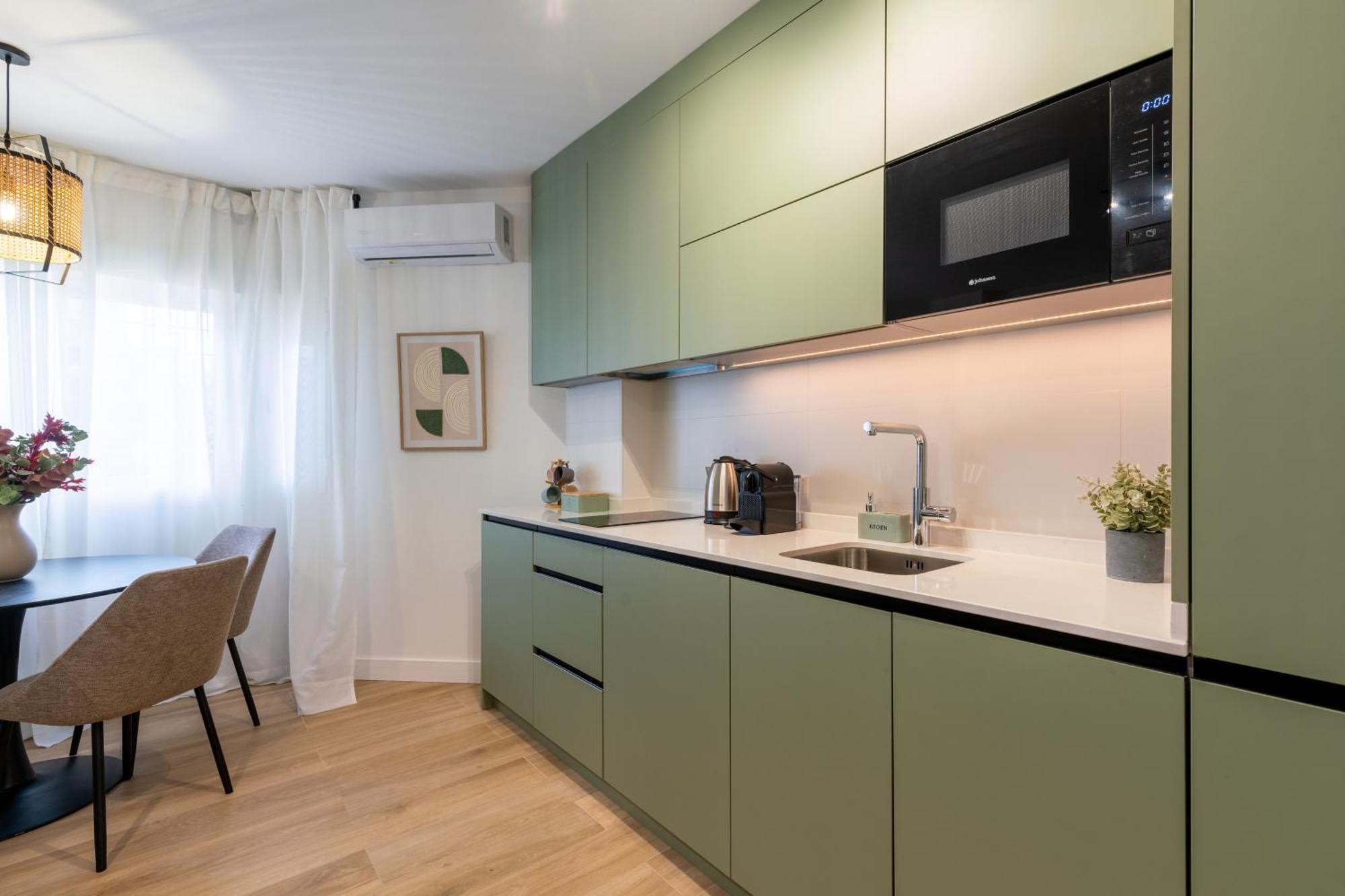 Diseno Y Comodidad En Bami Apartament Sevilla