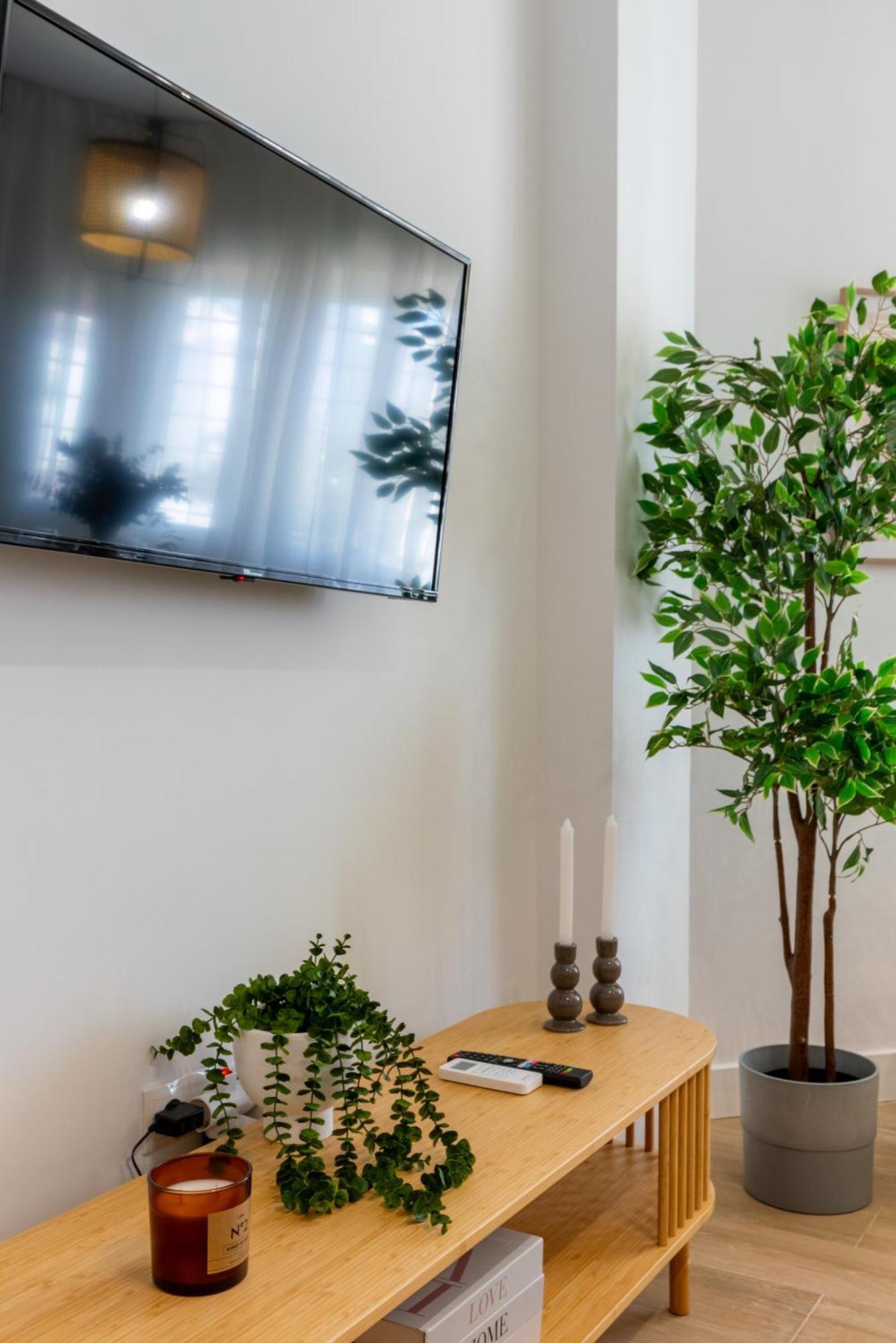 Diseno Y Comodidad En Bami Apartament *