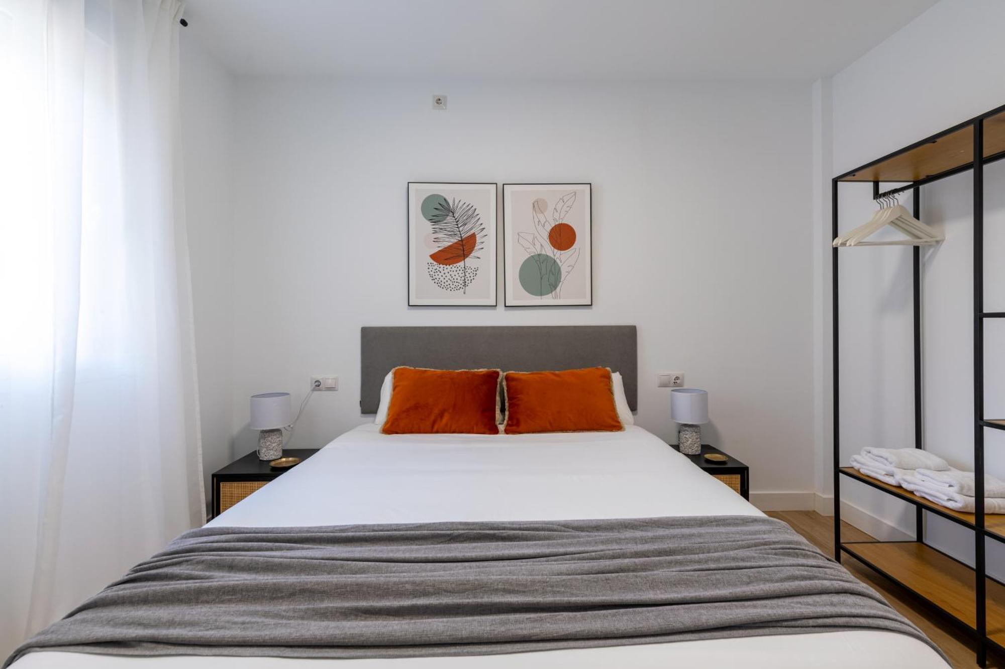 Diseno Y Comodidad En Bami Apartament Sevilla