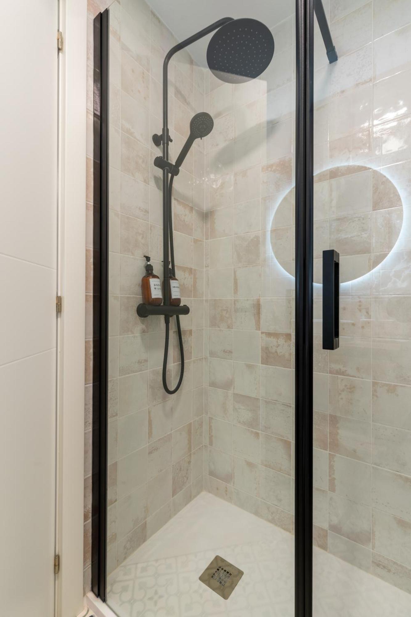 Apartament Diseno Y Comodidad En Bami Sevilla