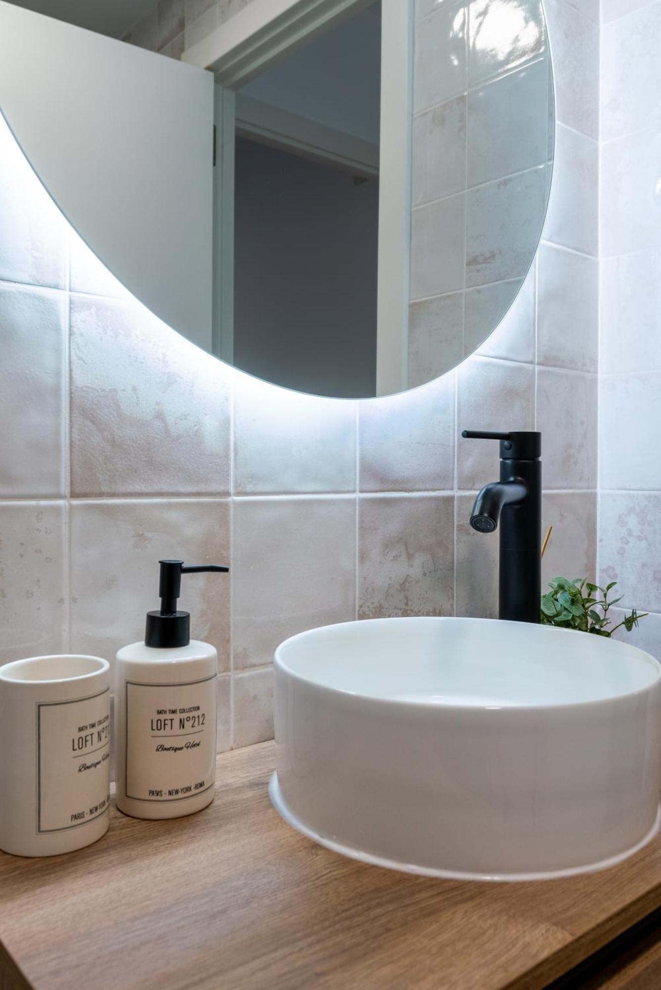 Diseno Y Comodidad En Bami Apartamento