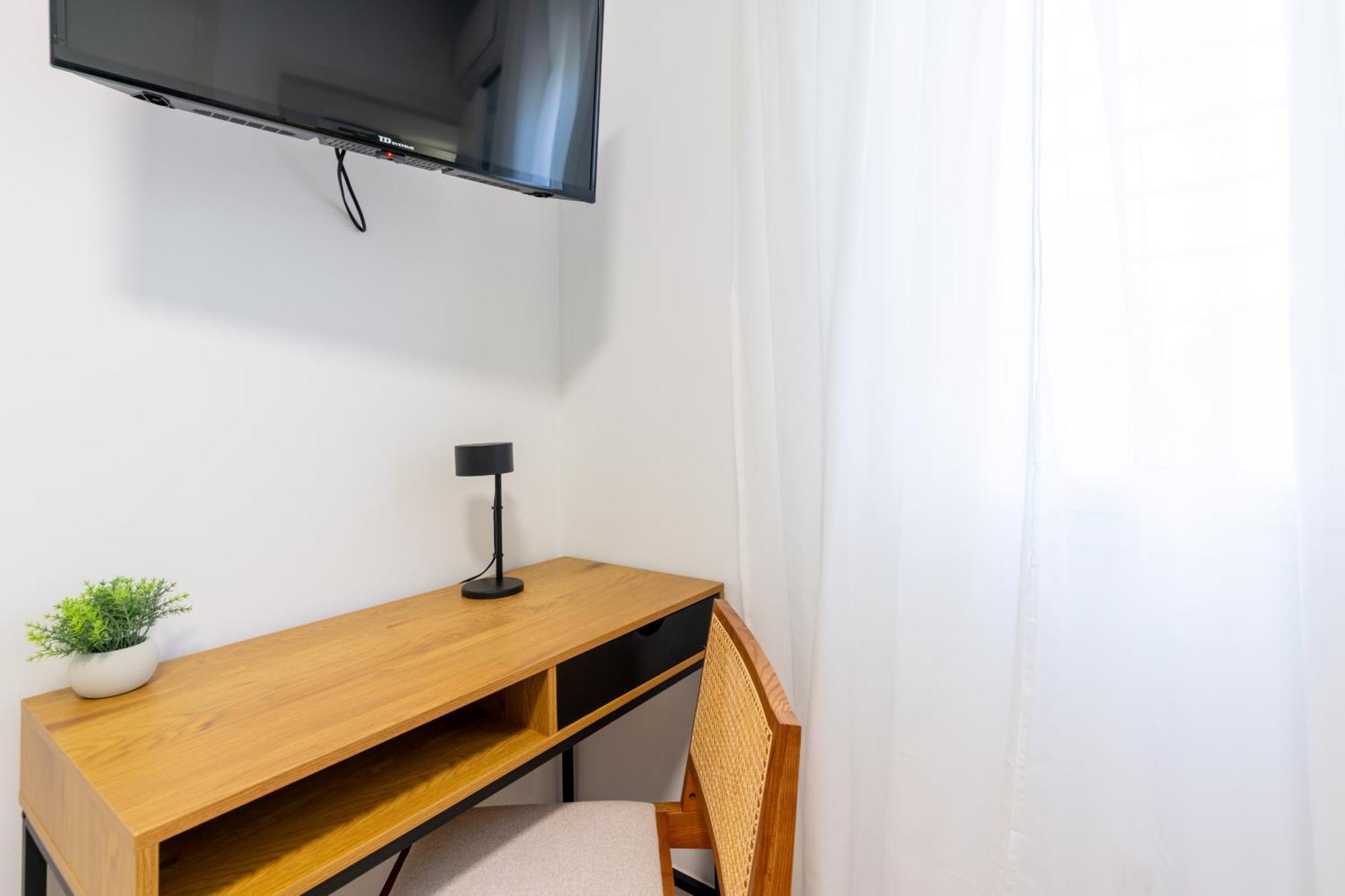 Diseno Y Comodidad En Bami Apartamento Sevilha
